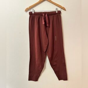 Gymshark Women’s Activewear Pause Joggers Maroon Size Small